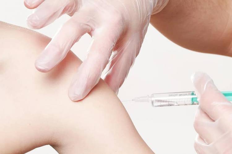 Académicos UTalca desmitifican uso de vacunas contra el Covid- 19