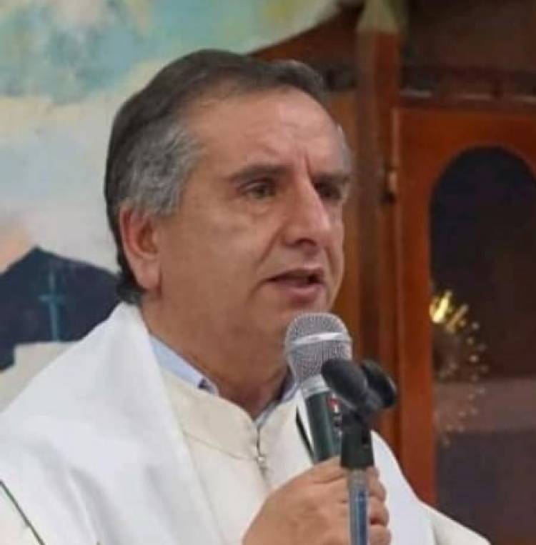  Sacerdote Christian Hernández muere de Covid-19 en Cuenca, Ecuador