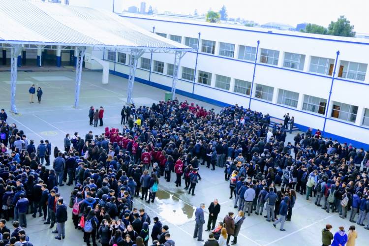 Oficial: no hay regreso a clases presenciales en escuelas y liceos municipales de Linares por la pandemia del Covid-19